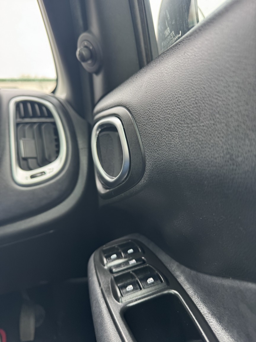 Used Fiat 500L 2013 for sale - 78038923: Photo 44