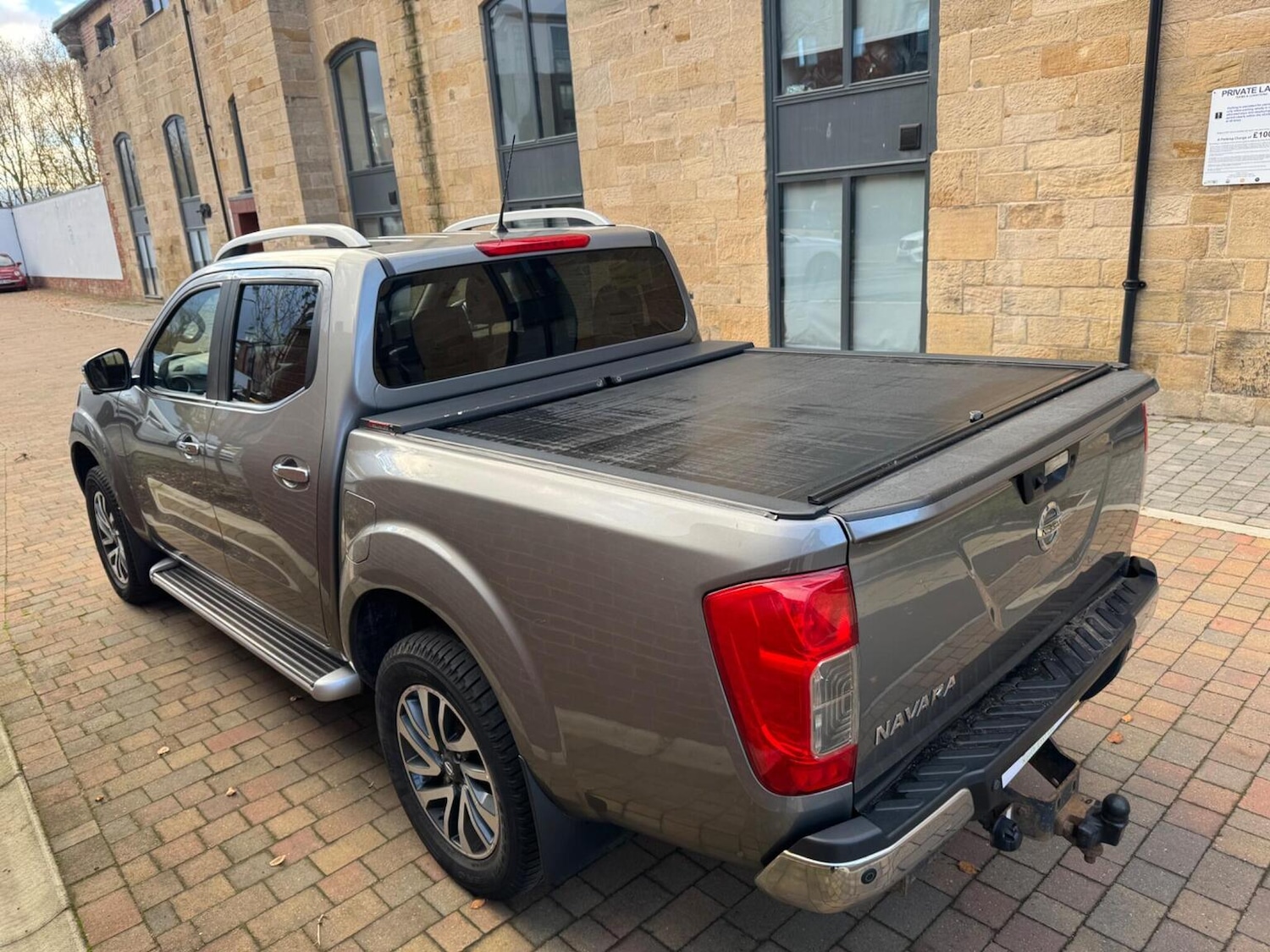 Used Nissan Navara 2018 for sale - 77643660: Photo 4