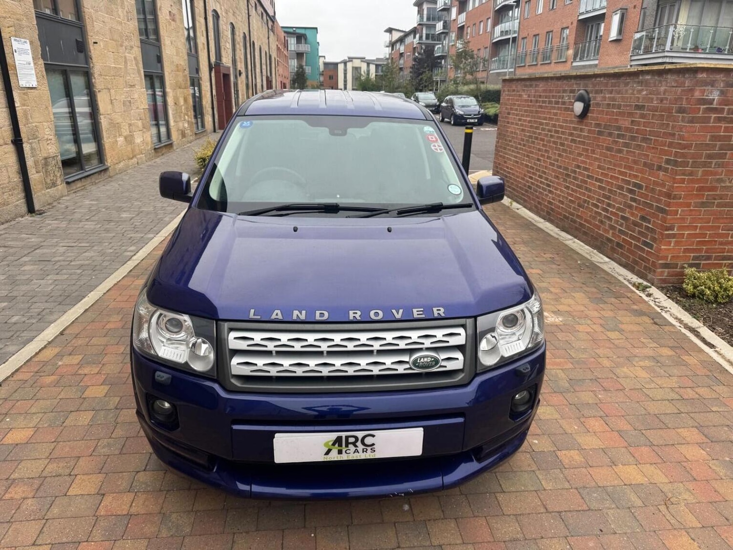 Used Land Rover Freelander 2010 for sale - 77357252: Photo 2
