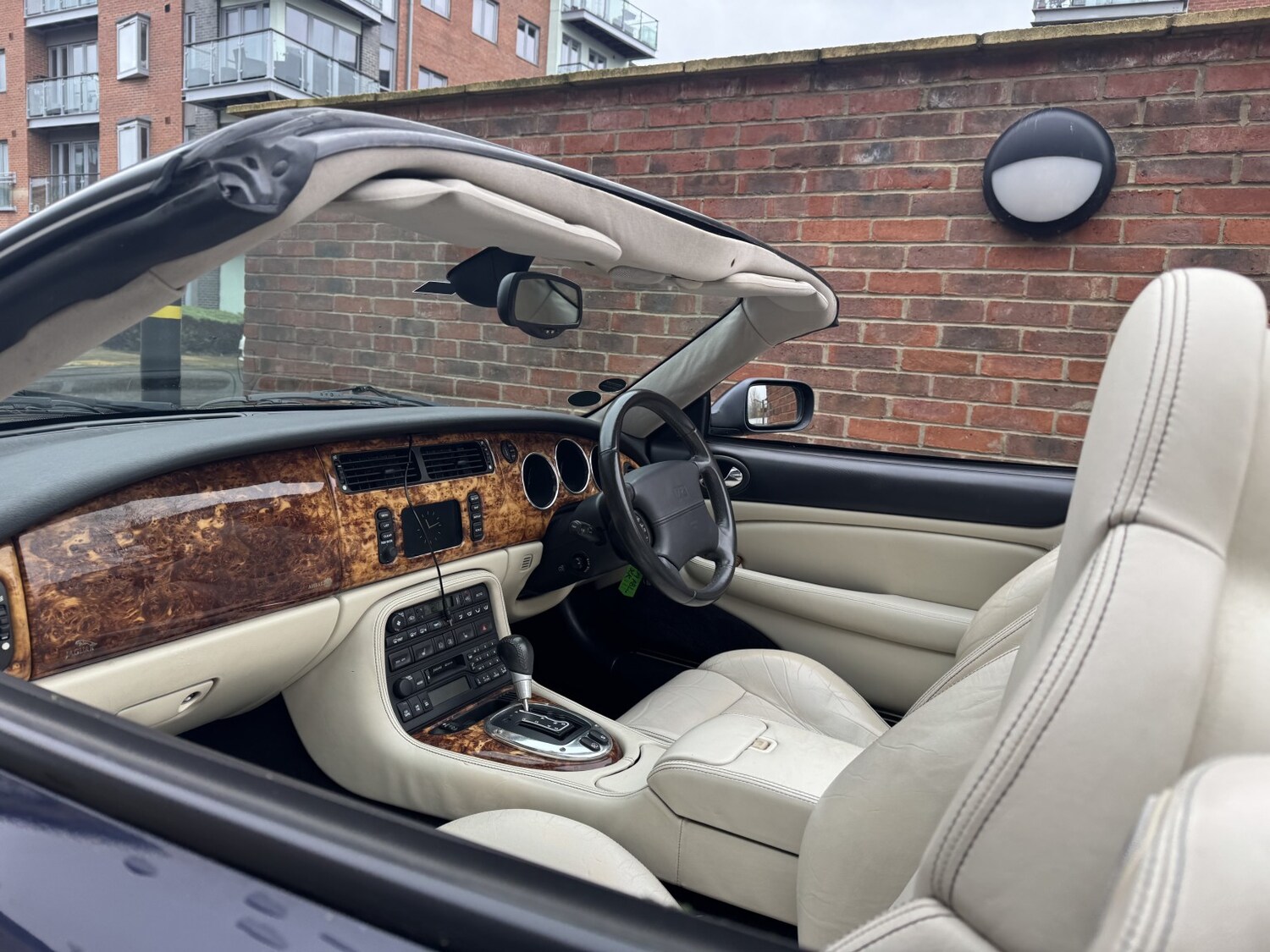 Used Jaguar XKR 2006 for sale - 77983757: Photo 13