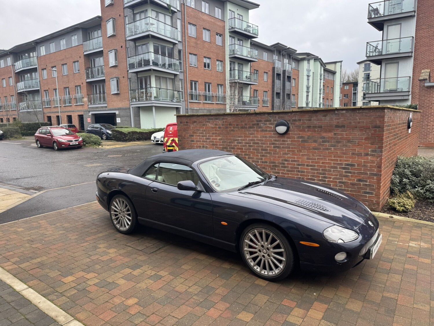 Used Jaguar XKR 2006 for sale - 77983757: Photo 15