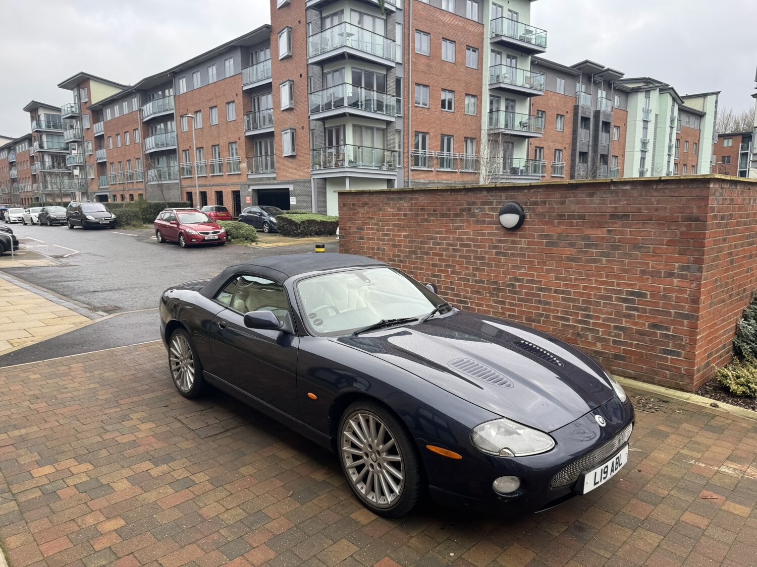 Used Jaguar XKR 2006 for sale - 77983757: Photo 25