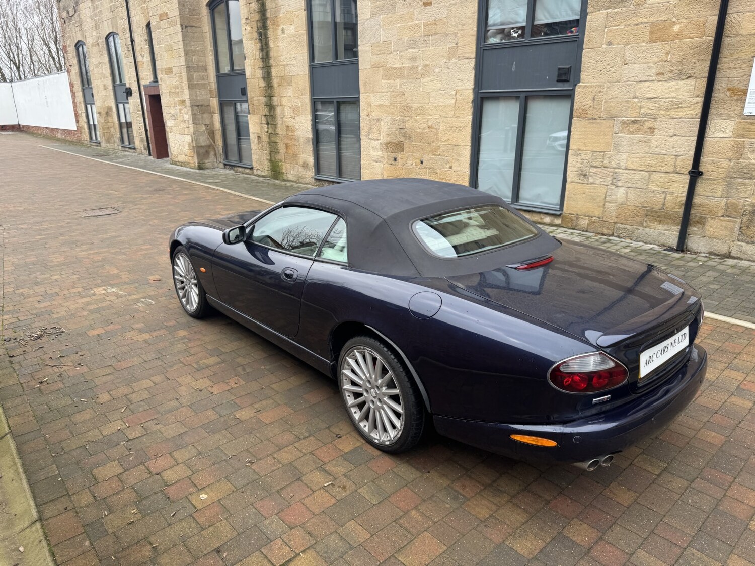 Used Jaguar XKR 2006 for sale - 77983757: Photo 27