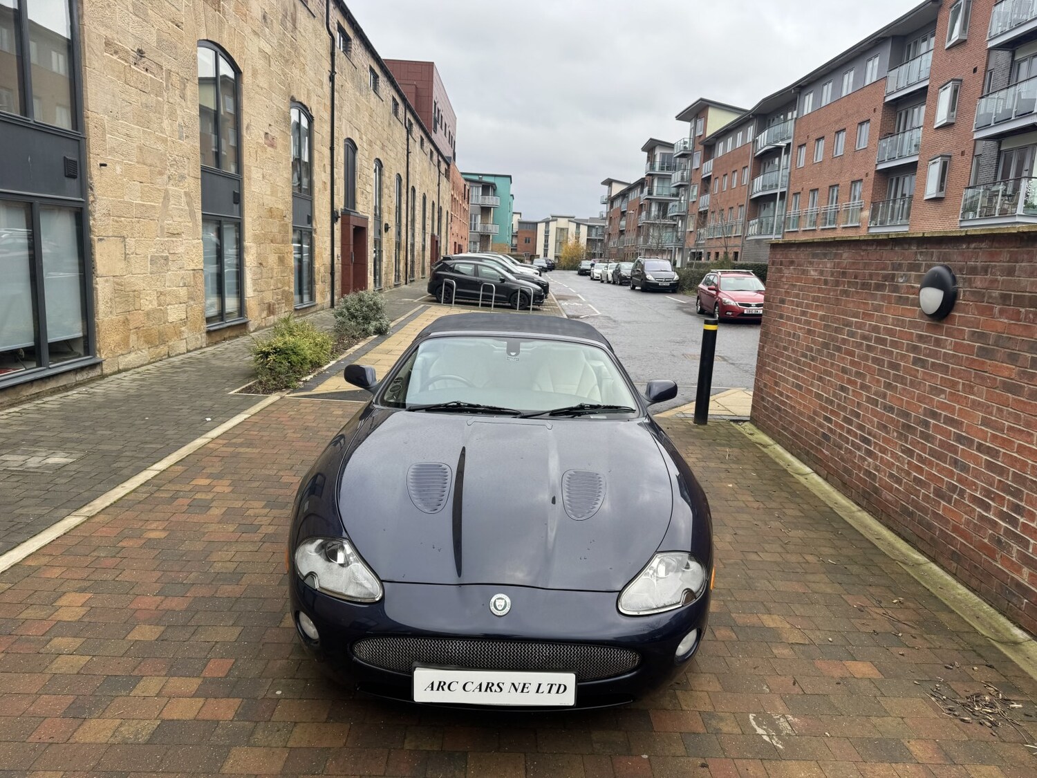 Used Jaguar XKR 2006 for sale - 77983757: Photo 5