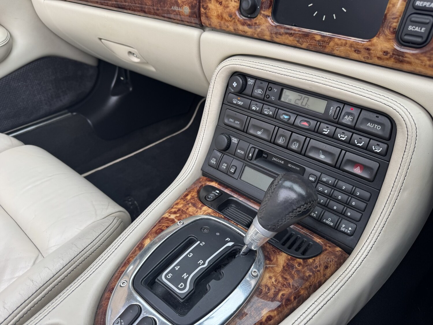 Used Jaguar XKR 2006 for sale - 77983757: Photo 65