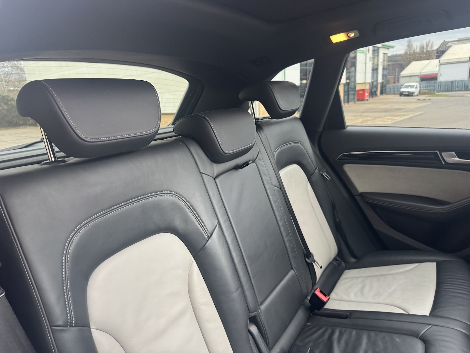 Used Audi SQ5 2016 for sale - 77822375: Photo 47