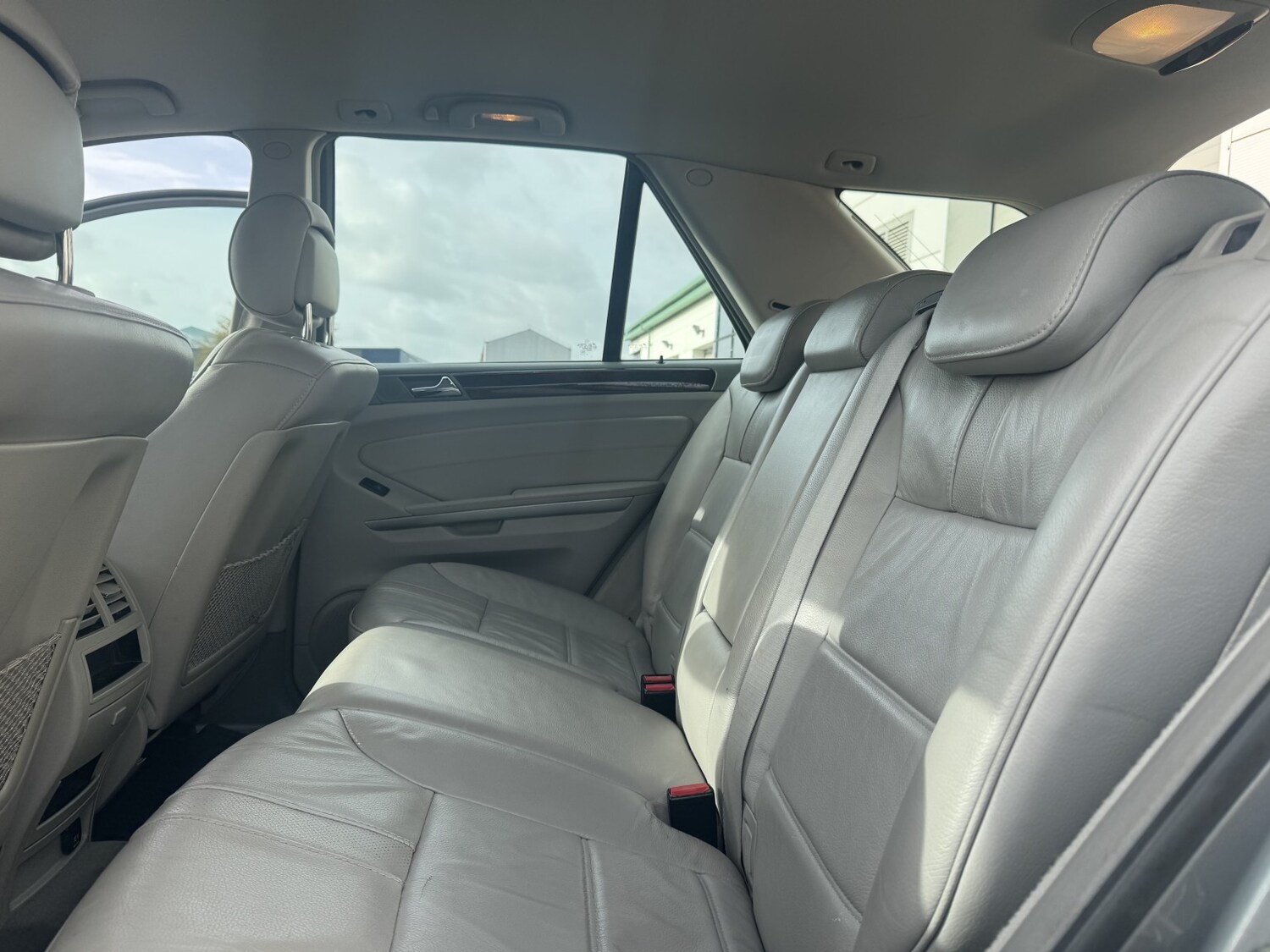 Used Mercedes-Benz M Class 2011 for sale - 77649534: Photo 13