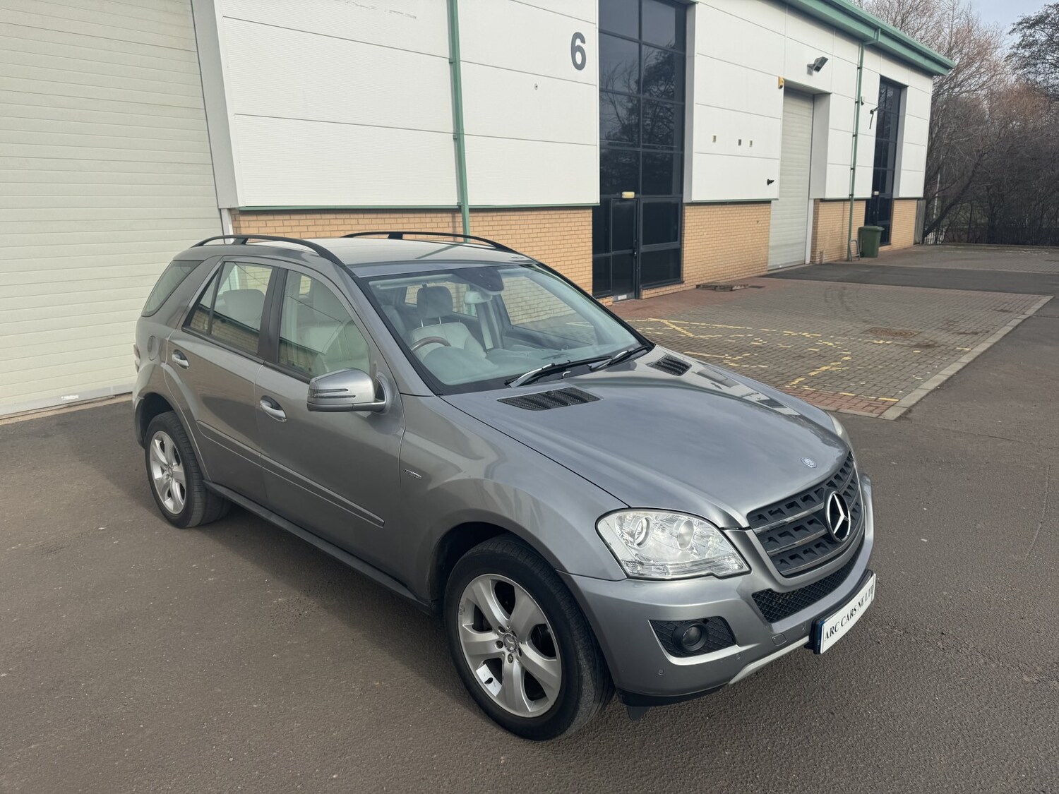 Used Mercedes-Benz M Class 2011 for sale - 77649534: Photo 21