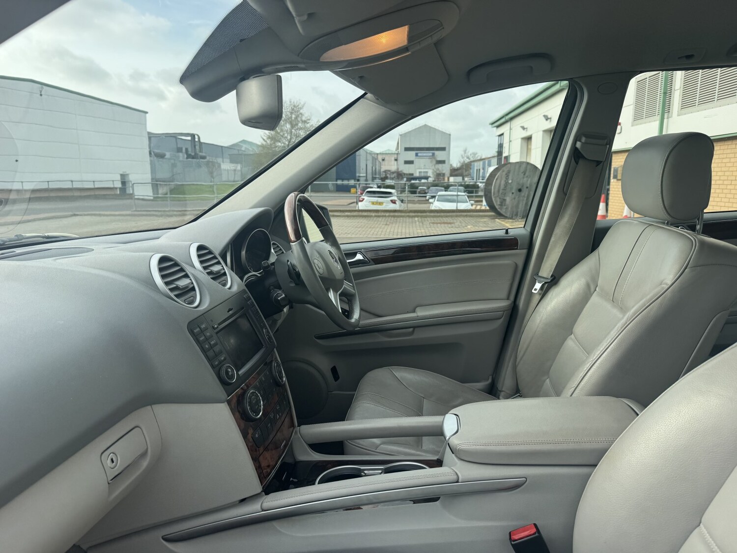 Used Mercedes-Benz M Class 2011 for sale - 77649534: Photo 35