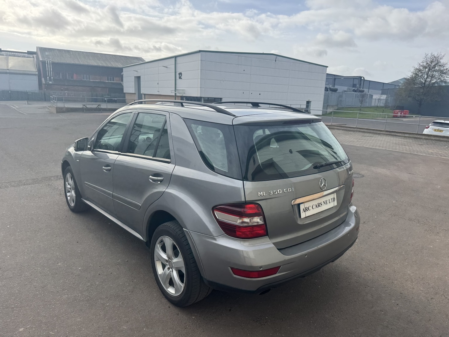 Used Mercedes-Benz M Class 2011 for sale - 77649534: Photo 7