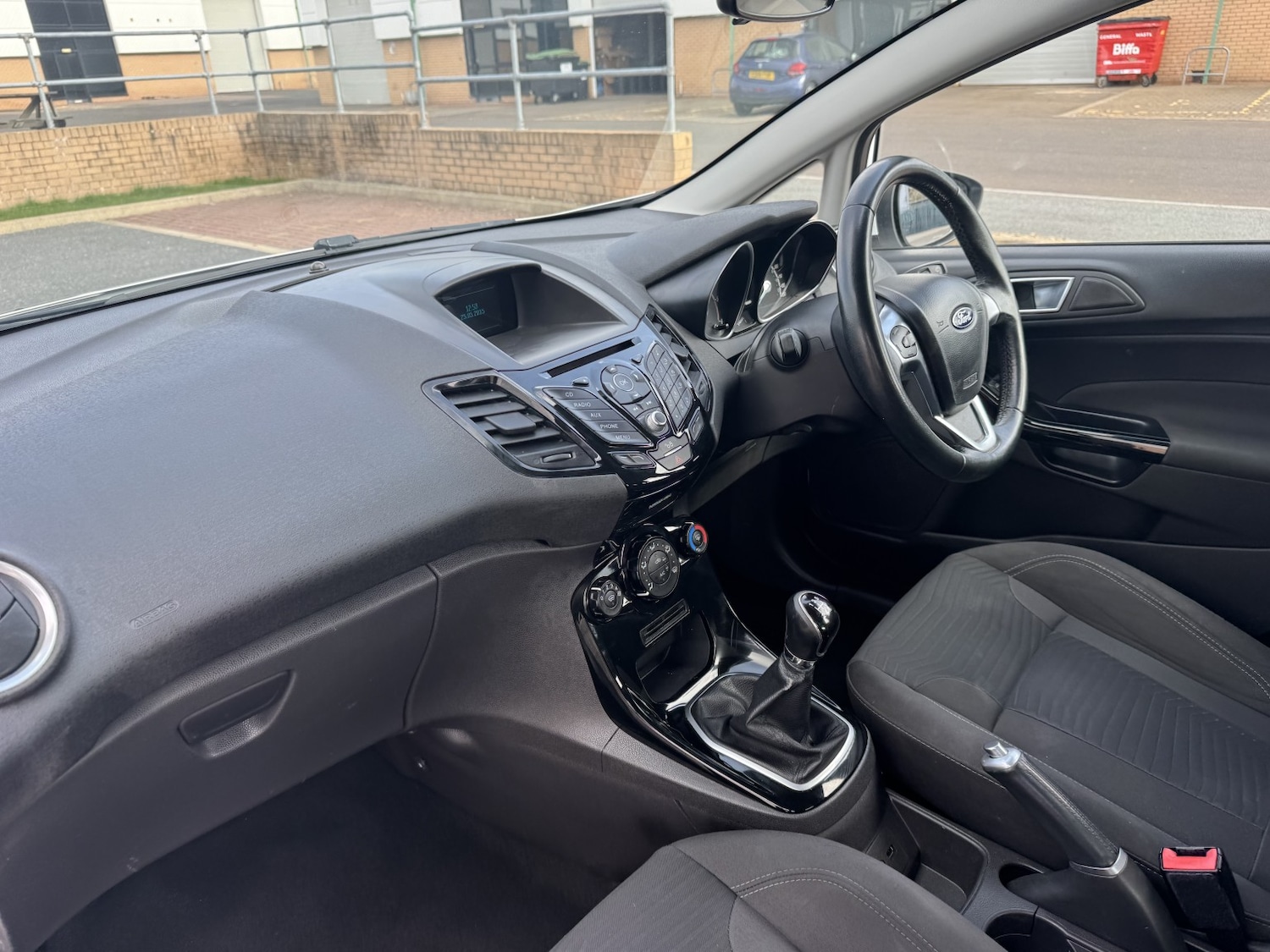 Used Ford Fiesta 2015 for sale - 78168956: Photo 11