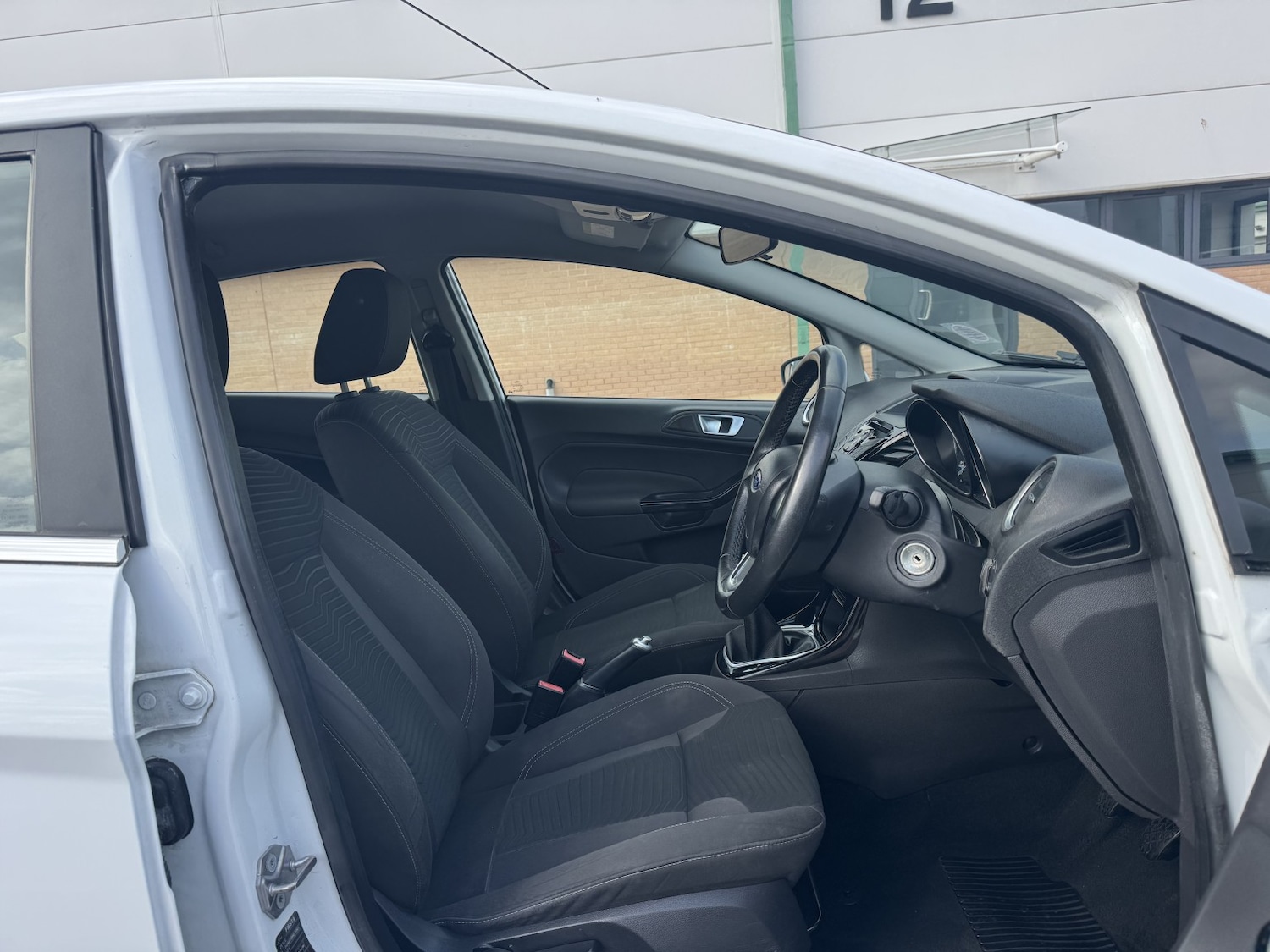 Used Ford Fiesta 2015 for sale - 78168956: Photo 13