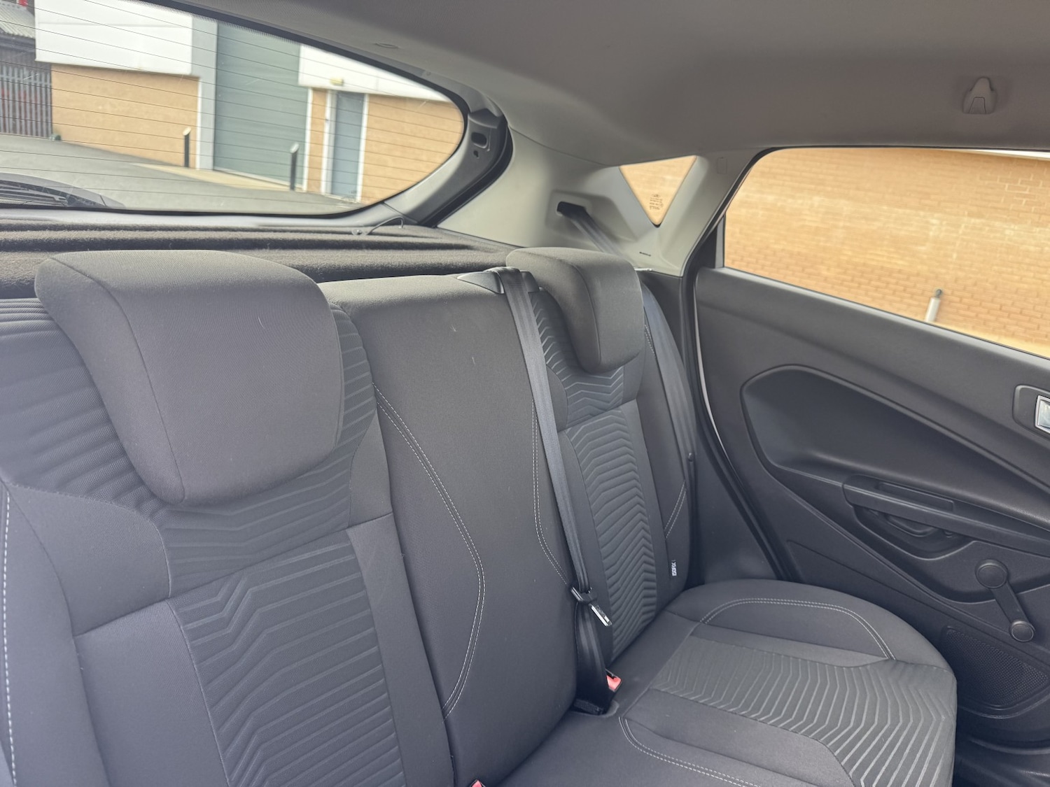 Used Ford Fiesta 2015 for sale - 78168956: Photo 14