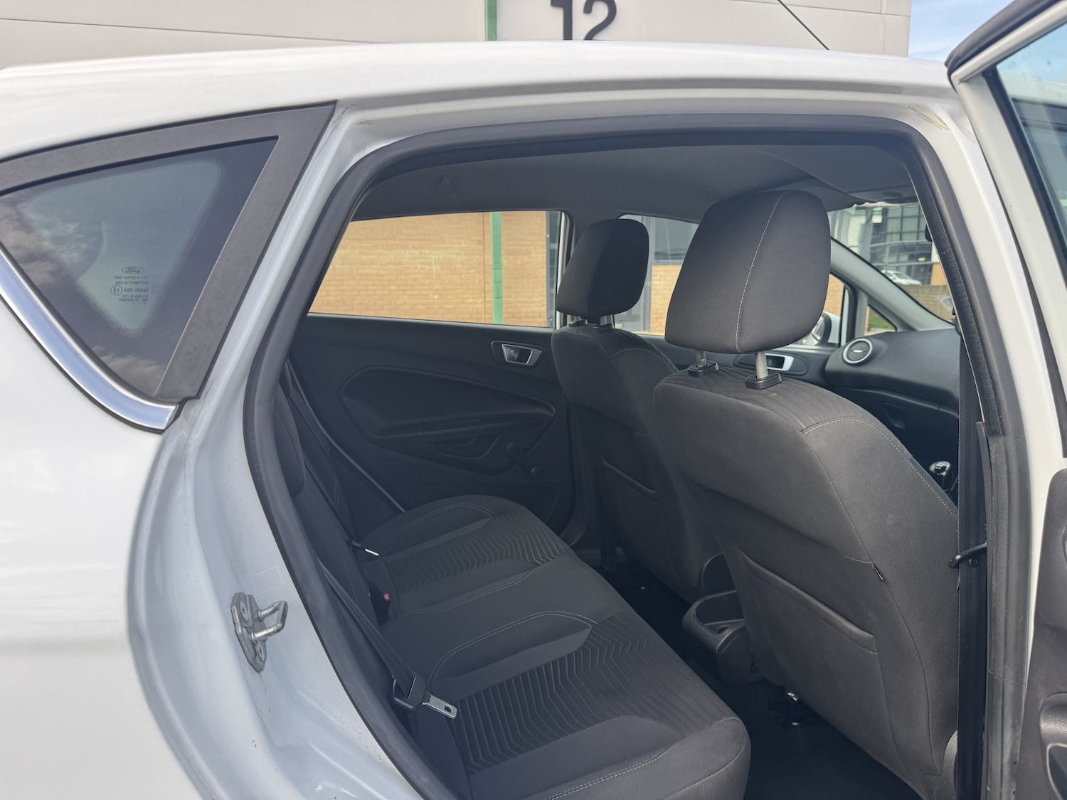 Used Ford Fiesta 2015 for sale - 78168956: Photo 15