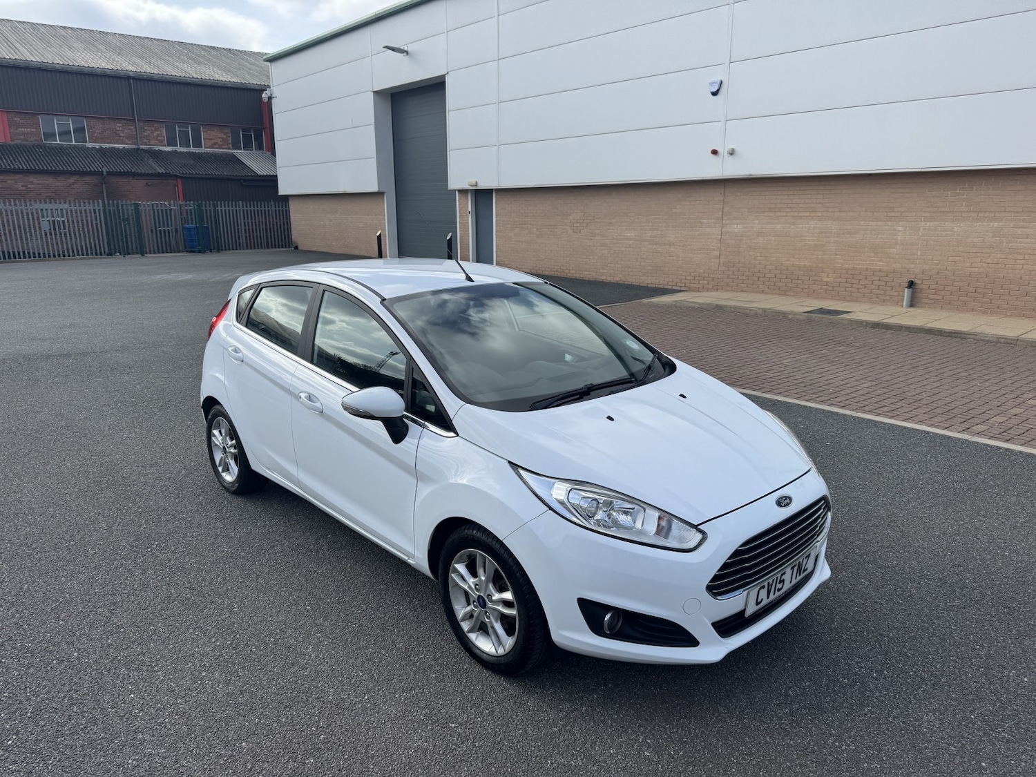 Used Ford Fiesta 2015 for sale - 78168956: Photo 9