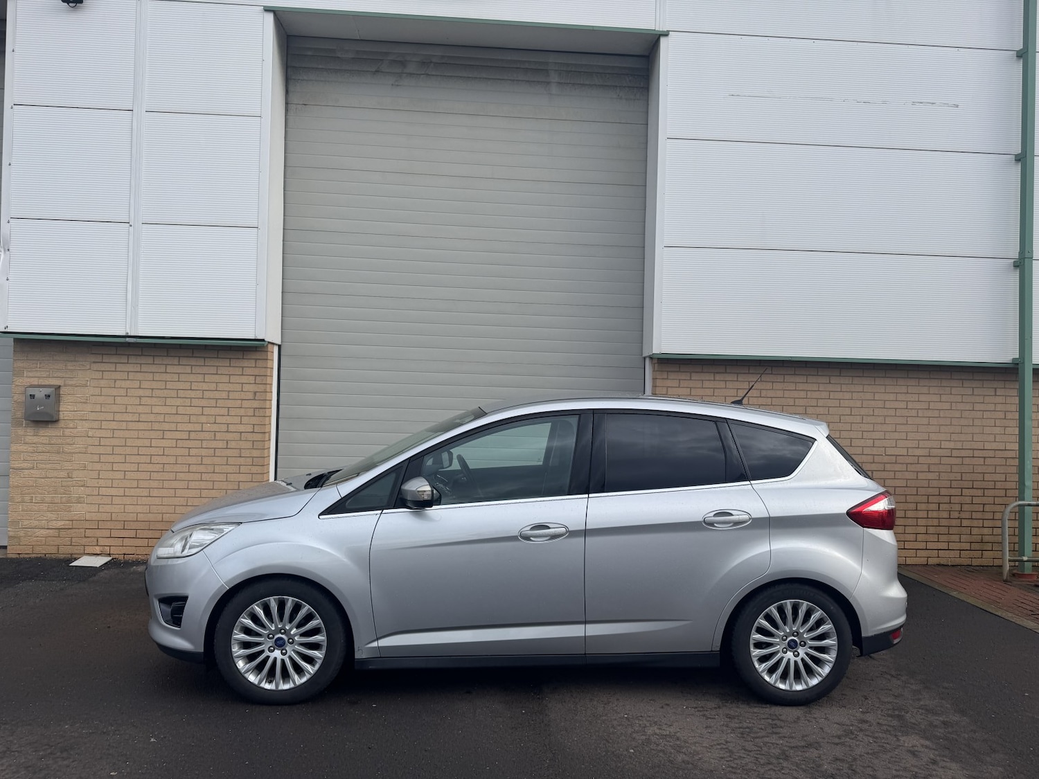 Used Ford C-Max 2013 for sale - 77656207: Photo 10