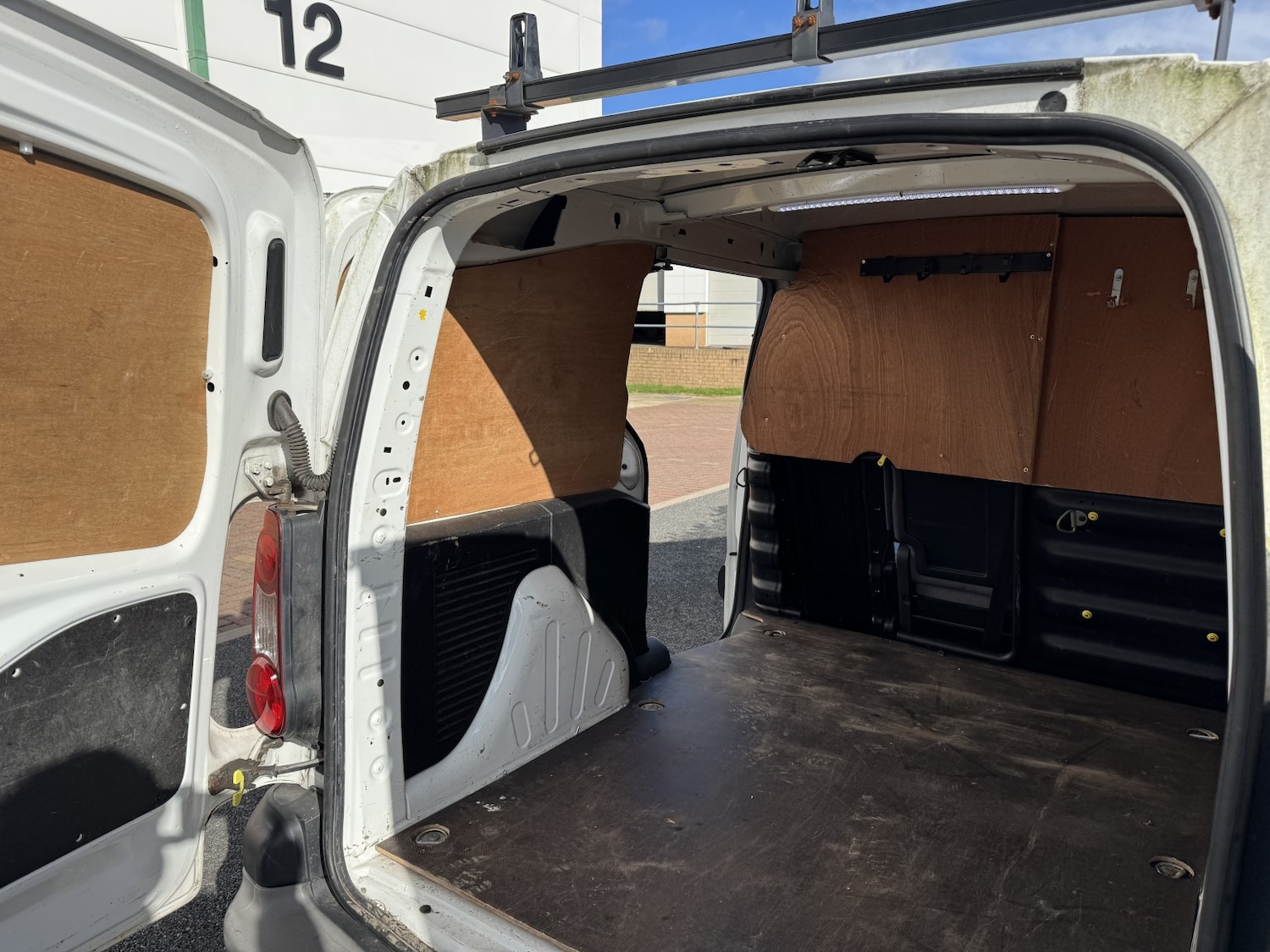 Used Peugeot Partner 2014 for sale - 78168870: Photo 22