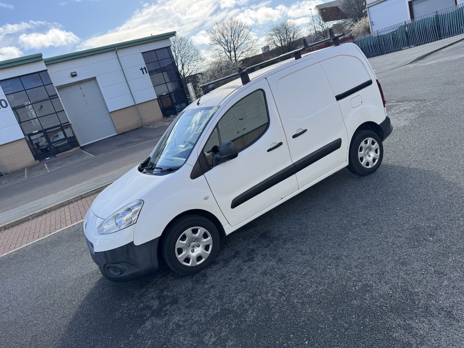 Used Peugeot Partner 2014 for sale - 78168870: Photo 3