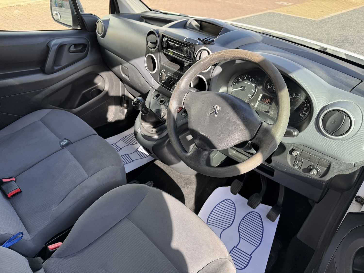 Used Peugeot Partner 2014 for sale - 78168870: Photo 9