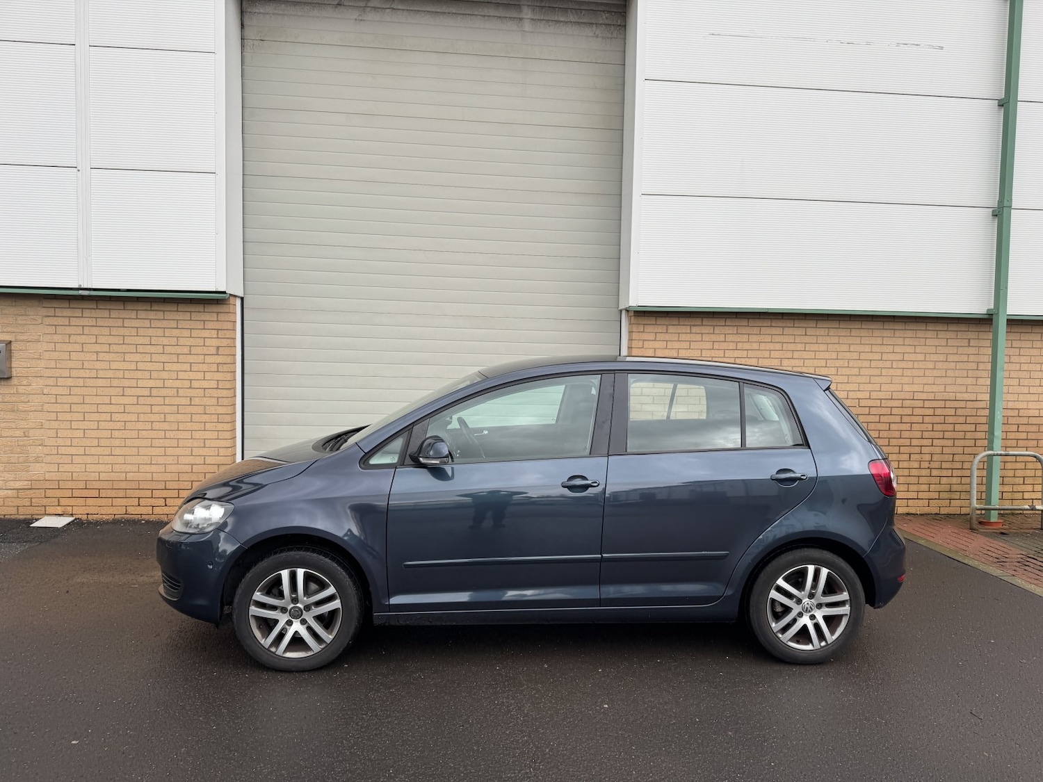 Used Volkswagen Golf Plus 2011 for sale - 77643712: Photo 15