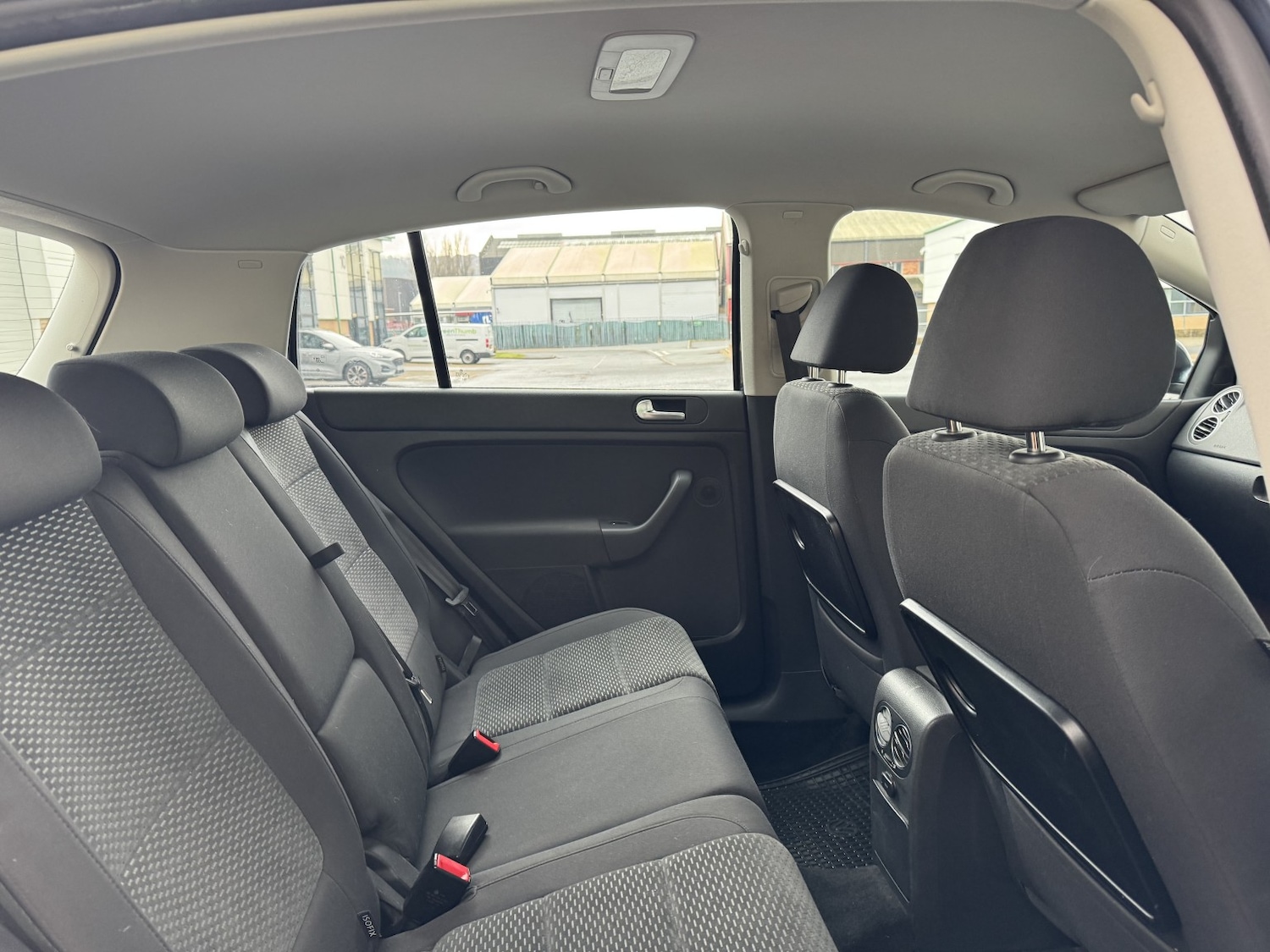 Used Volkswagen Golf Plus 2011 for sale - 77643712: Photo 28