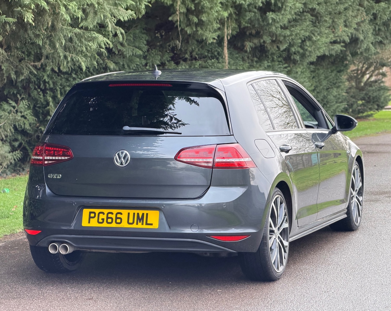 Used Volkswagen Golf 2017 for sale - 77323929: Photo 3