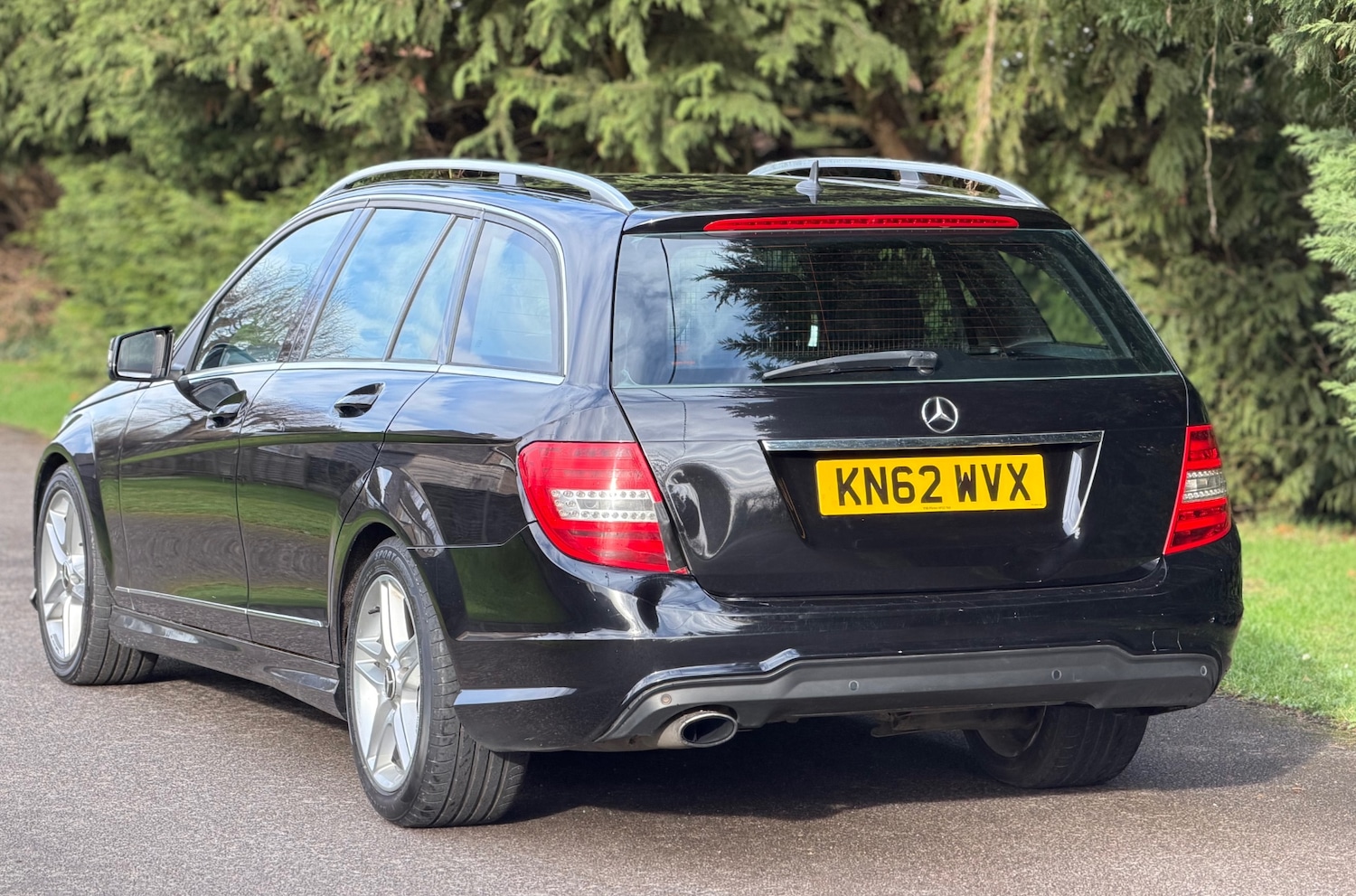 Used Mercedes-Benz C Class 2013 for sale - 77326389: Photo 2