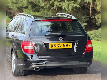 Used Mercedes-Benz C Class 2013 for sale - 77326389: Photo