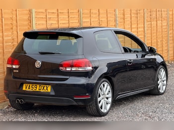 Used Volkswagen Golf 2010 for sale - 77326435: Photo