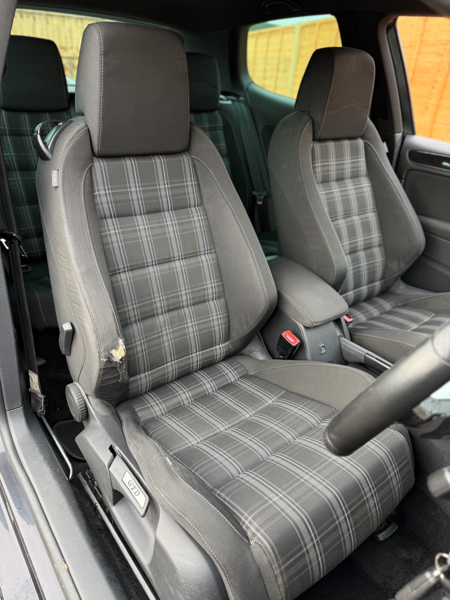 Used Volkswagen Golf 2010 for sale - 77326435: Photo 7