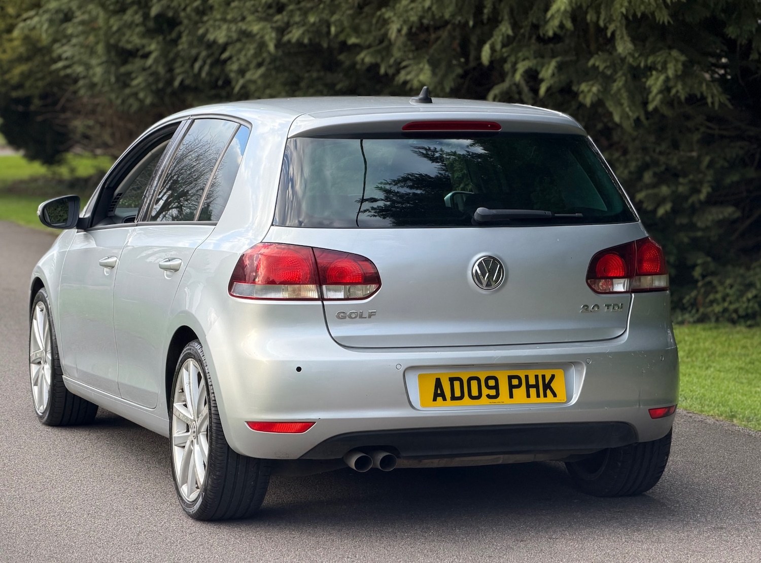 Used Volkswagen Golf 2009 for sale - 78070210: Photo 2