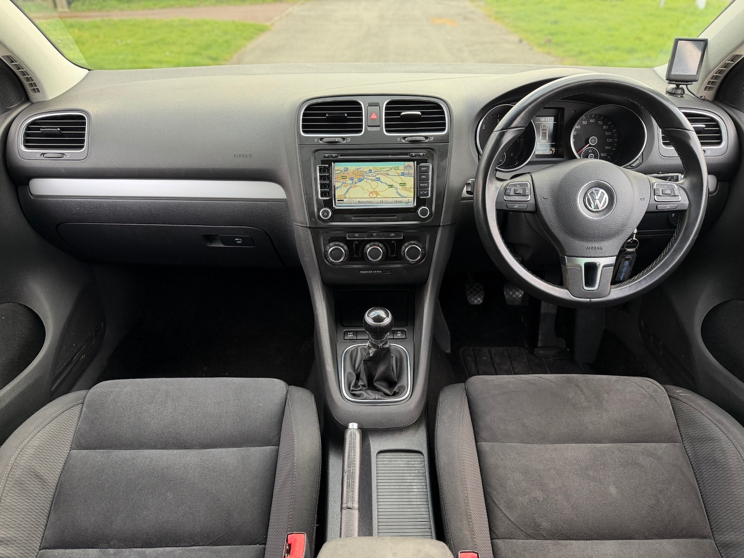 Used Volkswagen Golf 2009 for sale - 78070210: Photo 5