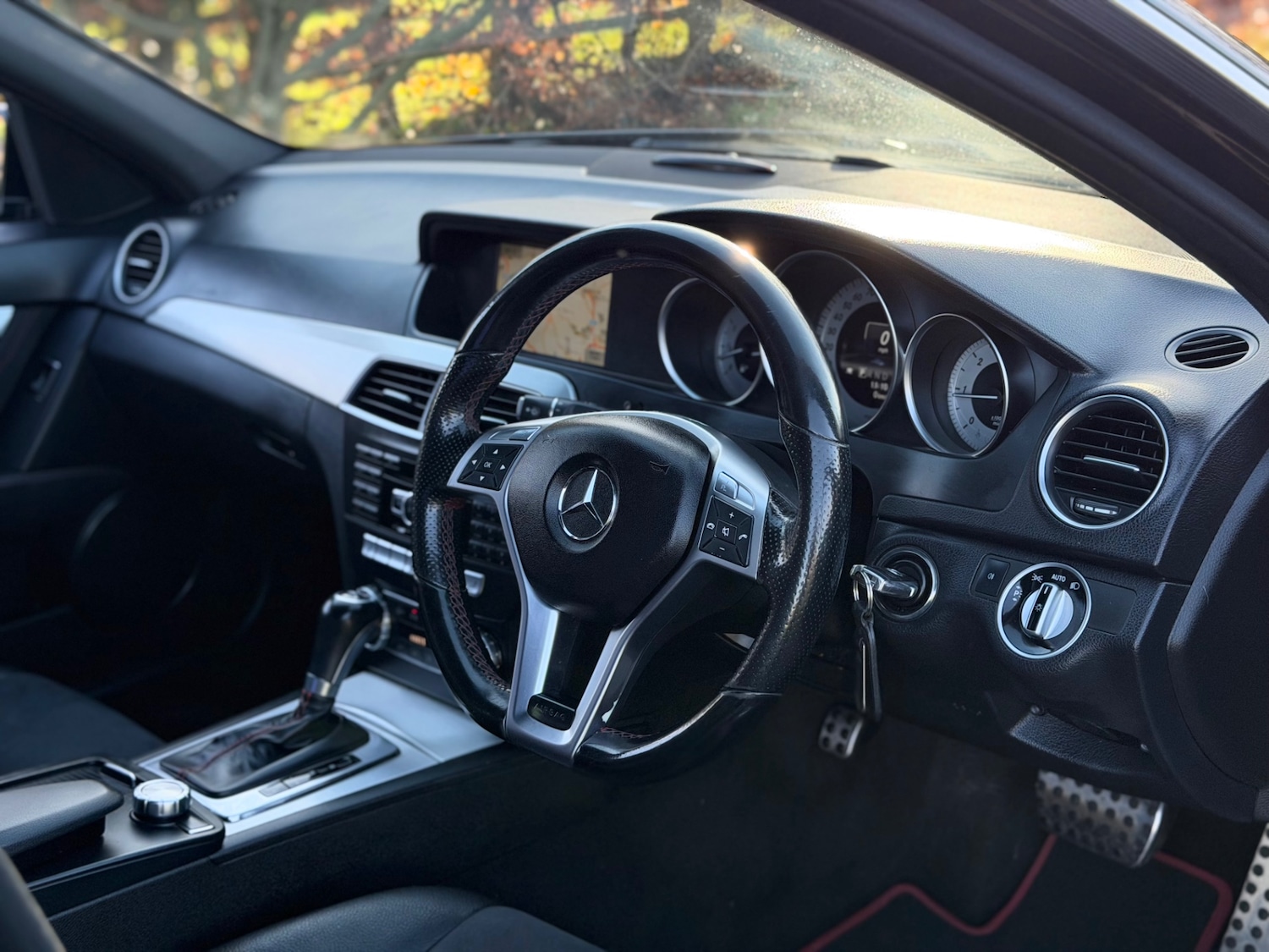 Used Mercedes-Benz C Class 2013 for sale - 76835141: Photo 7