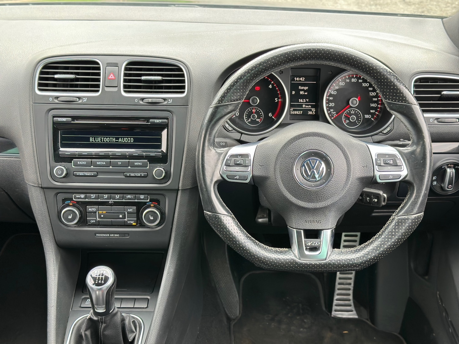 Used Volkswagen Golf 2012 for sale - 76145820: Photo 12