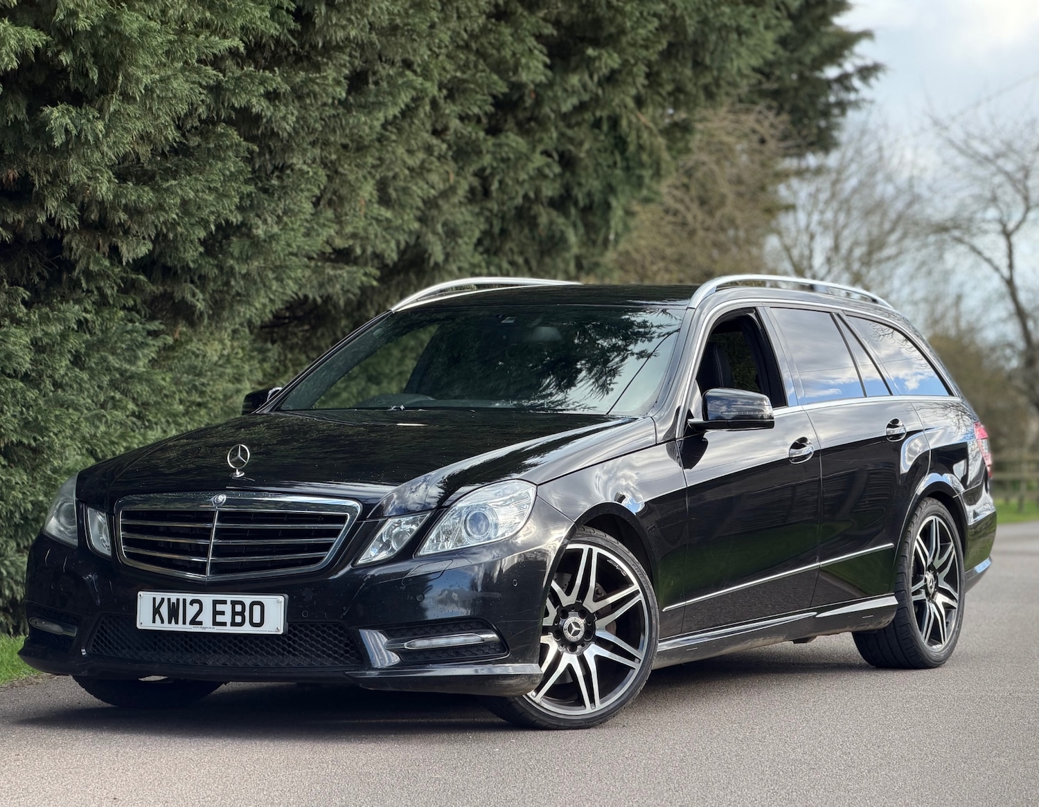 Used Mercedes-Benz E Class 2012 for sale - 77896580: Photo 1