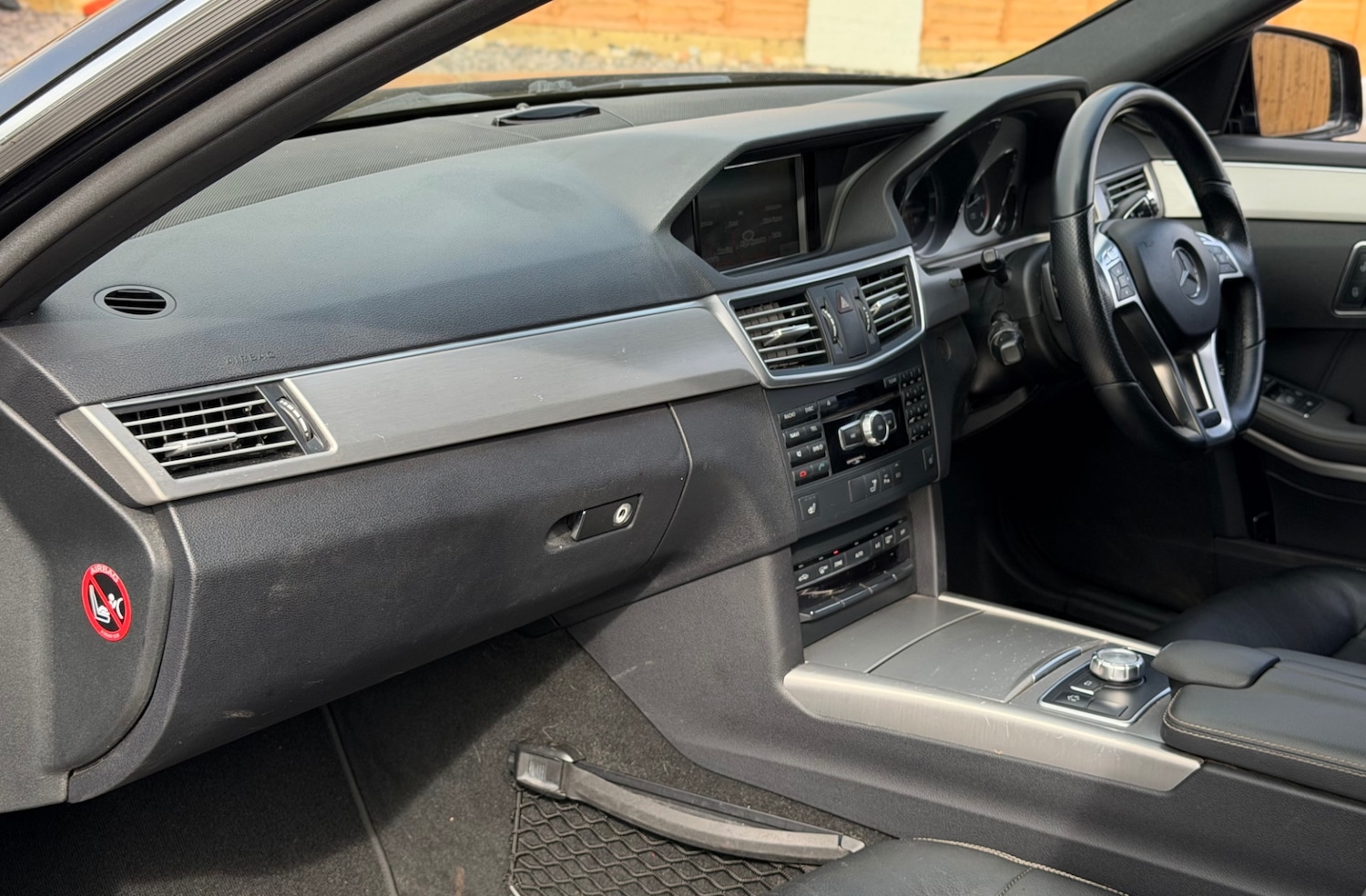 Used Mercedes-Benz E Class 2012 for sale - 77896580: Photo 6