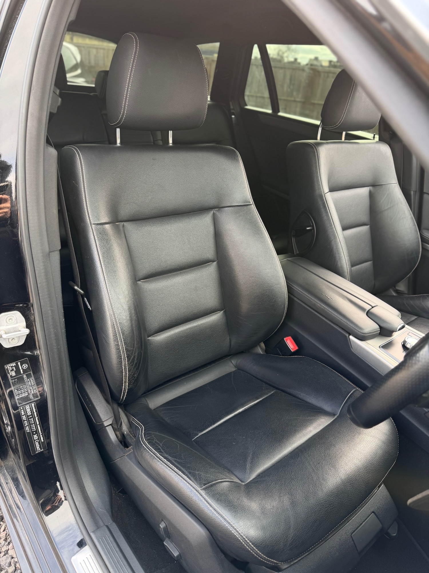 Used Mercedes-Benz E Class 2012 for sale - 77896580: Photo 8