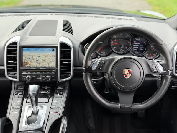 Used Porsche Cayenne 2011 for sale - 76193494: Photo 12