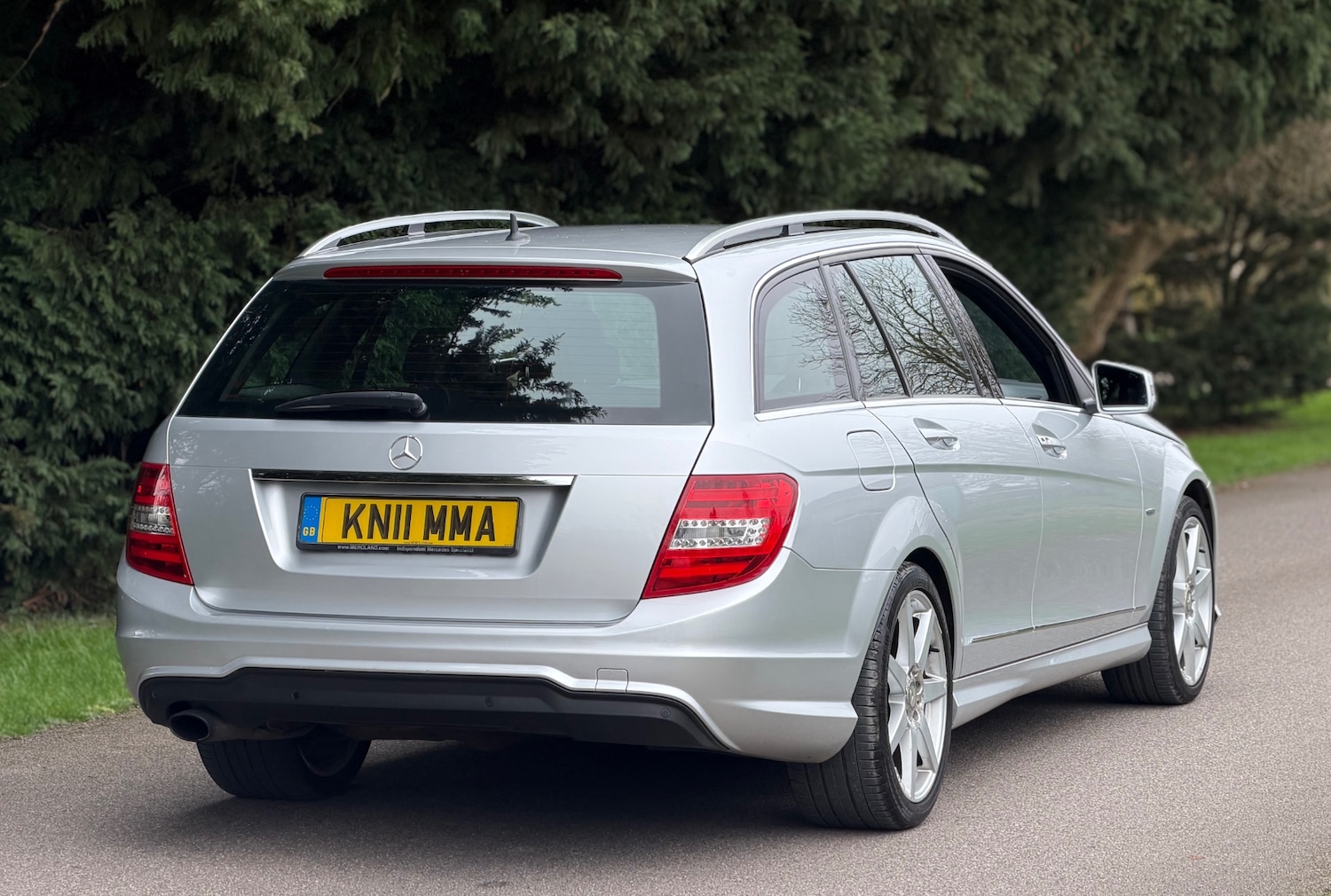 Used Mercedes-Benz C Class 2011 for sale - 77640393: Photo 3