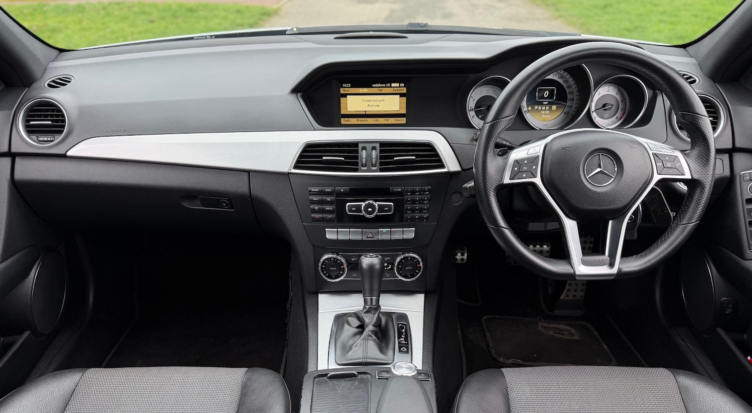 Used Mercedes-Benz C Class 2011 for sale - 77640393: Photo 5