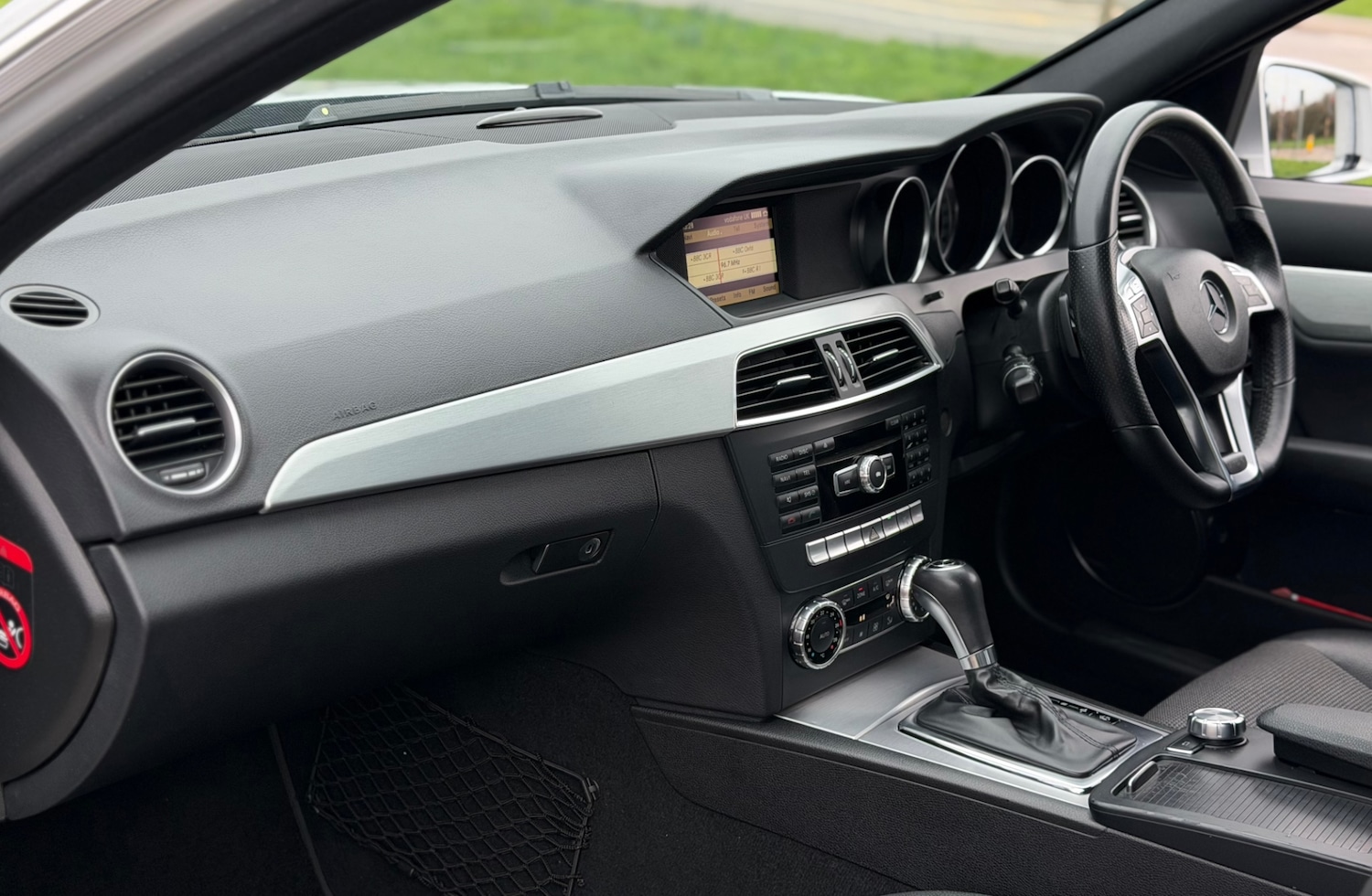 Used Mercedes-Benz C Class 2011 for sale - 77640393: Photo 6