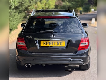 Used Mercedes-Benz C Class 2011 for sale - 79277000: Photo