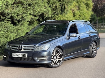 Used Mercedes-Benz C Class 2013 for sale - 79115587: Photo