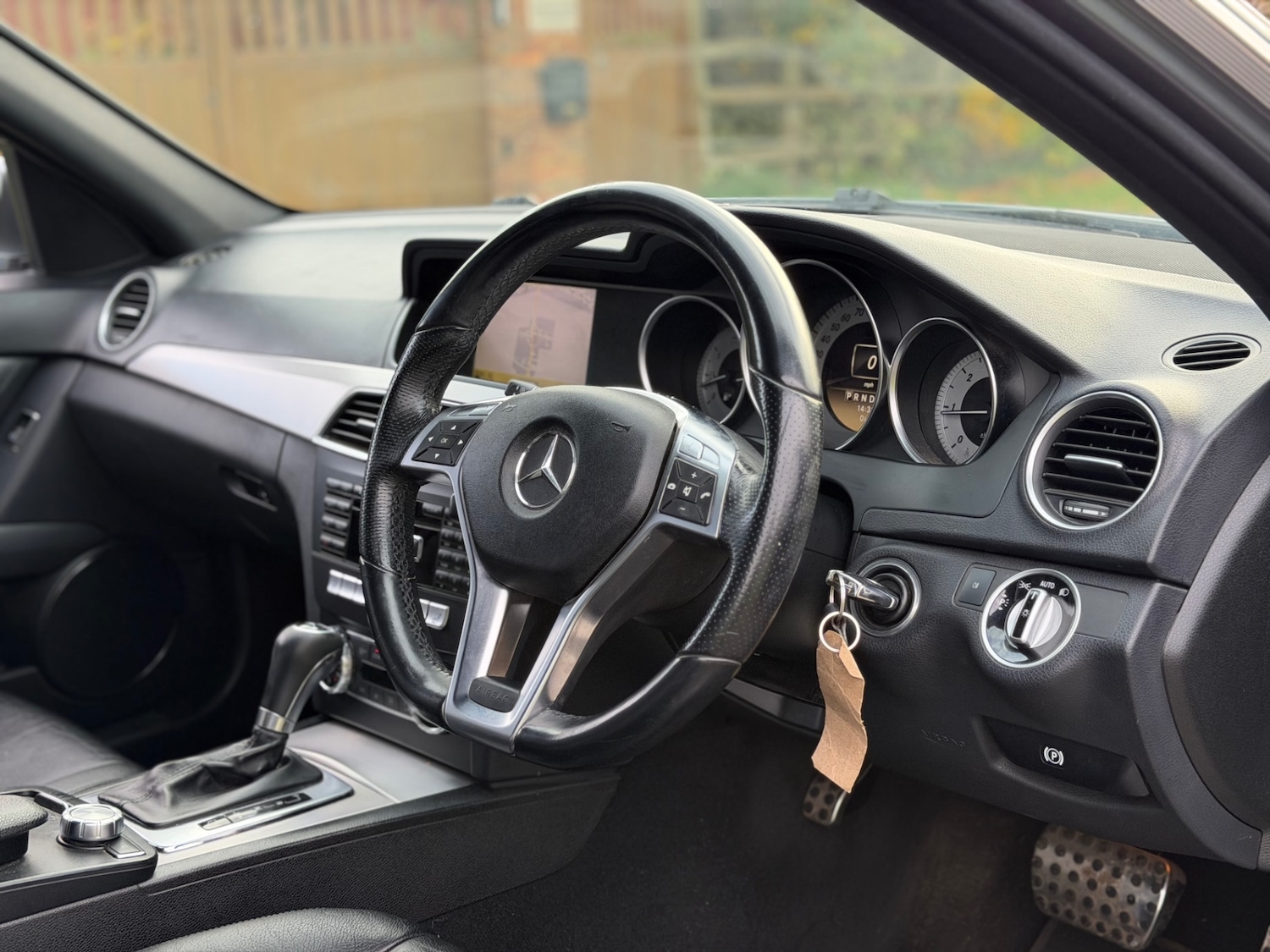 Used Mercedes-Benz C Class 2012 for sale - 76493801: Photo 7