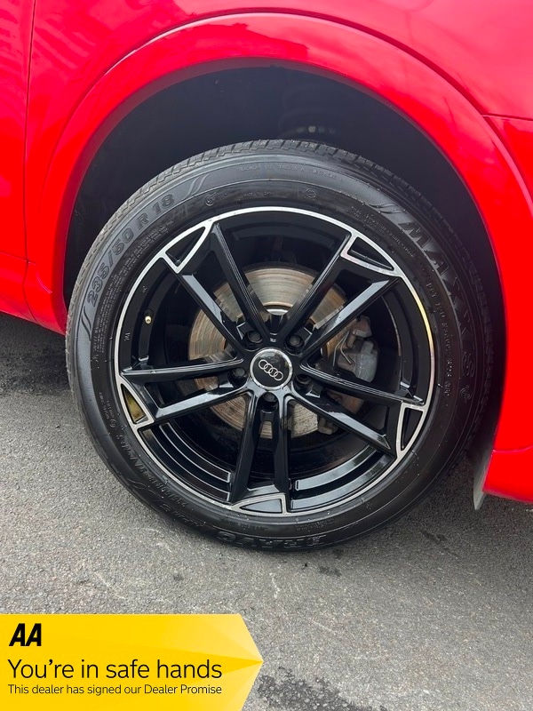 Used Audi Q3 2015 for sale - 77659737: Photo 2