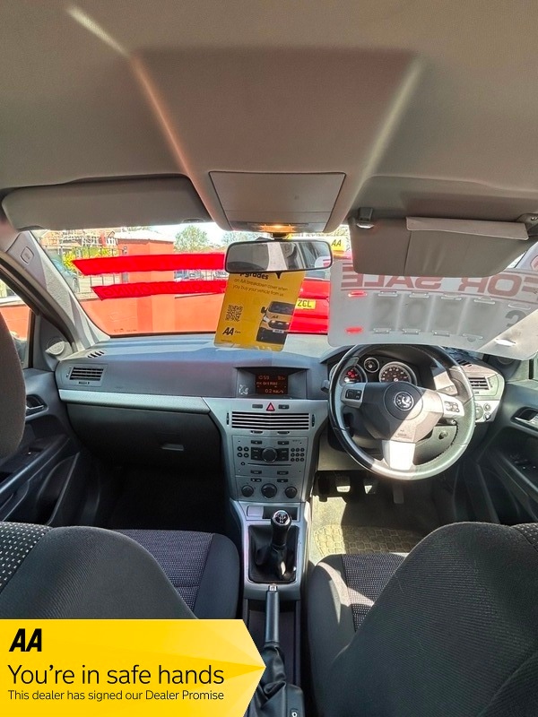 Used Vauxhall Astra 2010 for sale - 78213158: Photo 9