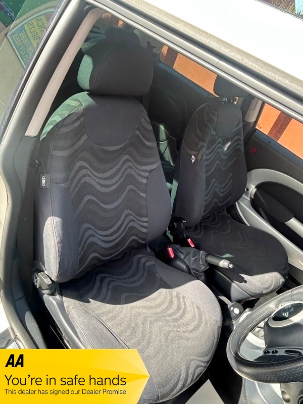 Used MINI Hatch 2004 for sale - 78213172: Photo 9