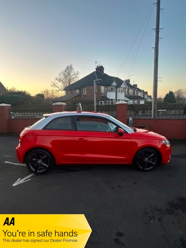 Used Audi A1 2011 for sale - 77659724: Photo 2