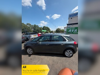 Used Citroen C4 Picasso 2015 for sale - 79551351: Photo
