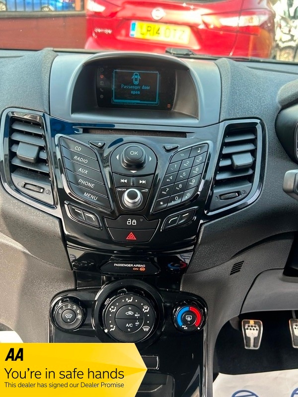 Used Ford Fiesta 2014 for sale - 77781255: Photo 12
